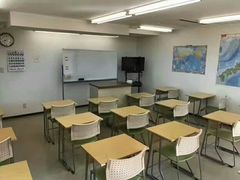 -成都濑川外国语学校