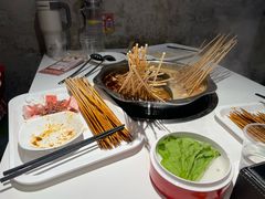 -佰人王串串香火锅(洋珠巷店)