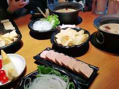 -呷哺呷哺(松北万象汇店)