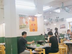 大堂-石灰市老火锅(北滨路店)