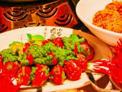 -龙巢盱眙龙虾·牛蛙·烧烤宵夜(八卦岭店)