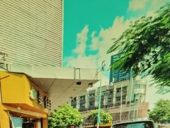 -丽辰酒店(深圳翻身地铁站店)