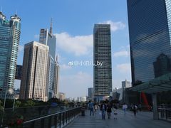 -陆家嘴空中步行连廊