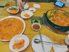 -喇喇排骨火锅·传统韩式脊骨汤(望京西园总店)