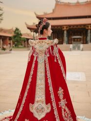 -衣贝姿婚纱礼服馆