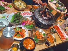 -青瓦餐厅·生鱼片·韩园烤肉(西塔店)