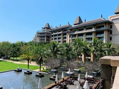 -海南清水湾莱佛士酒店