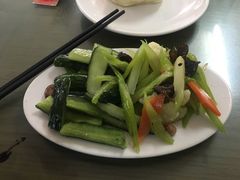 素什锦-四平包子铺