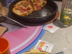 -必胜客(尹山湖歌林公园店)