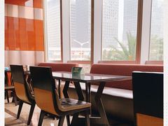 -大中华希尔顿酒店-念自助餐·嗨啤·小龙虾