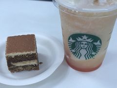 -星巴克(南京新百店)