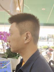 -苏豪美发S A L O N烫发染发