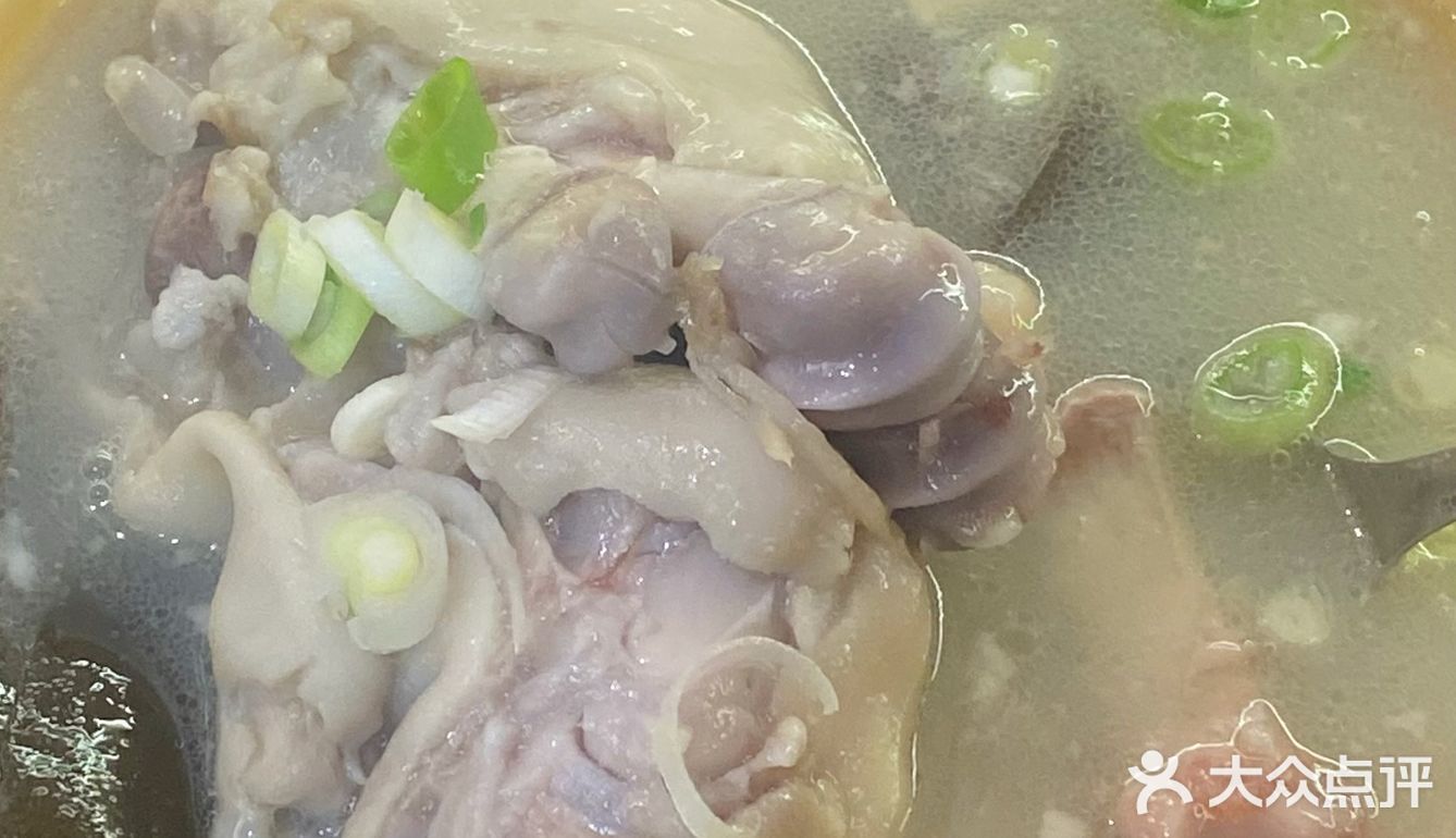 小面配豆花，一吃一个不吱声