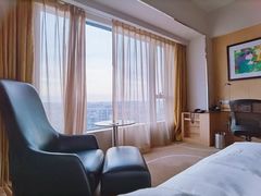 -上海虹桥西郊假日酒店