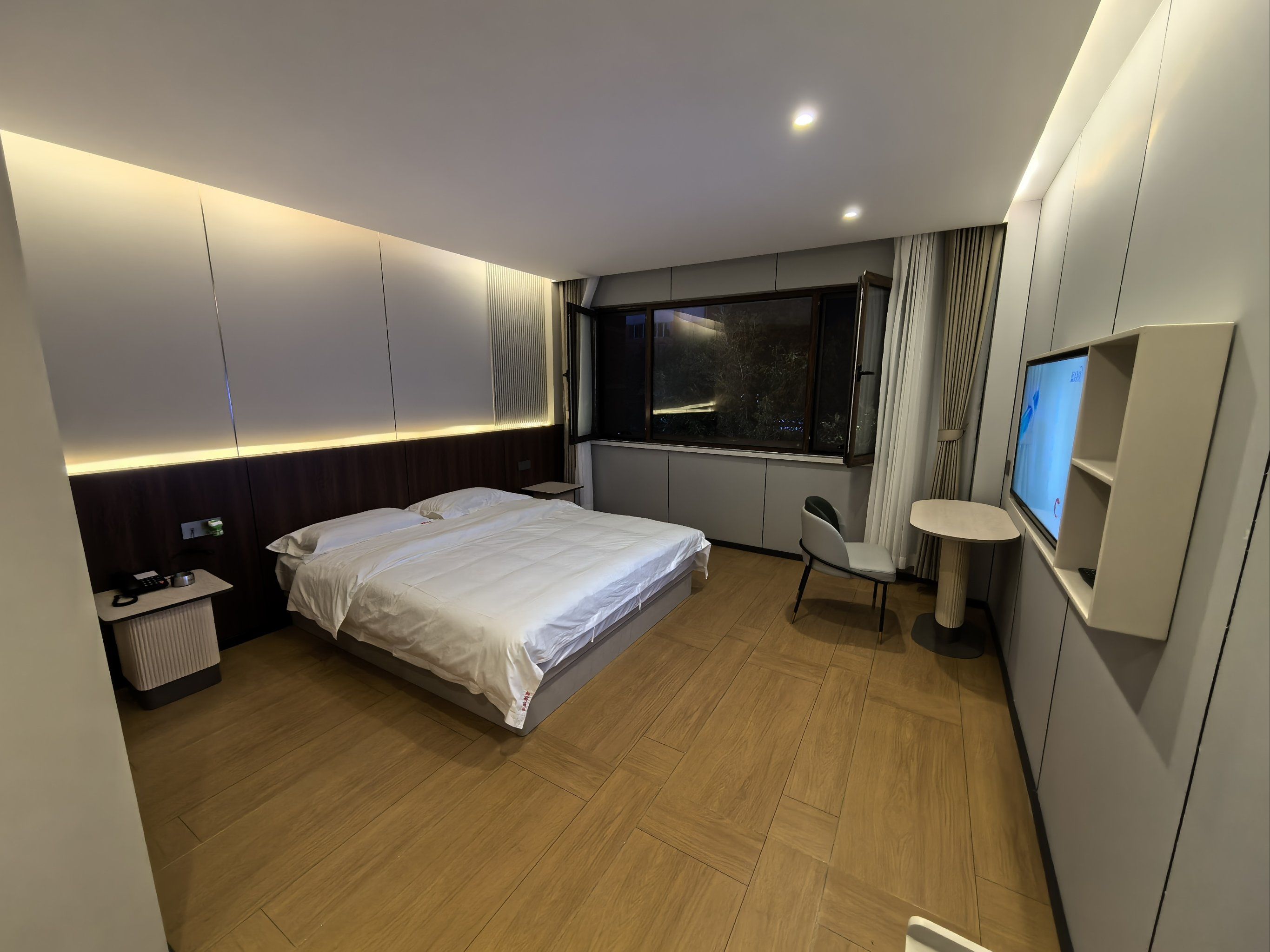 享徕酒店很不错