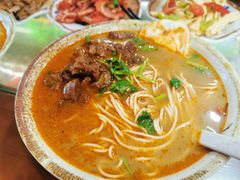 -金杨拉面王小吃面馆·牛三宝面·红烧牛肉粉