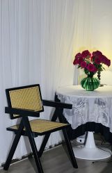 -闺蜜瑜伽·普拉提女性塑形馆