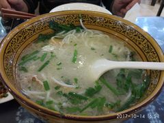 -桥香园云南过桥米线(金马碧鸡店)