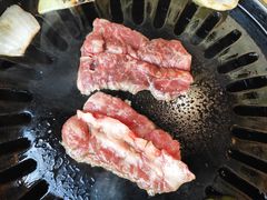 -炼火烤肉店