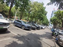 -弓虽昌焖烧鸡(大竹林店)
