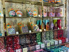 零售区-VENCHI 闻绮(北京国贸商城店)