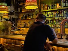 -城墙外BAR
