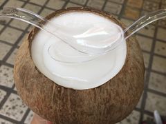 -椰爺爺·椰子冻砵仔糕