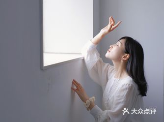 虎丘湿地公园门前有一个基督教堂 去停车场️必经