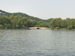 -苏堤停车场