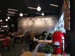 -汽车博物馆主题餐厅