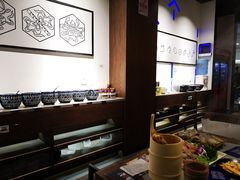 -尚尚仙·酸汤猪手·猪肚鸡火锅(华联万柳购物中心店)