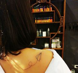 -木子·纹身店TATTOO穿孔·洗纹身