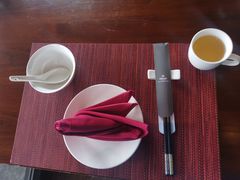 餐具摆设-林芝工布庄园希尔顿酒店-猎味中餐厅
