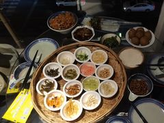 -包整·丝娃娃(一览甲秀楼风景店)