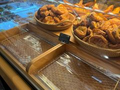 -UH祐禾(武汉武商MALL店)