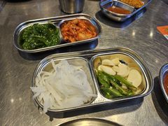-哈哈碳都·牛肋条无限自助烤肉(台江万达店)