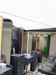 -变画·发型STUDIO