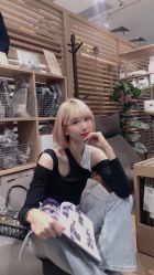 -BULB STUDIO 巴柏明星发型工作室