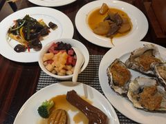-广州万富希尔顿酒店·感趣自助餐厅·金秋蟹宴生蚝海鲜刺身