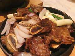 -香港百合居(LCM置汇旭辉广场店)