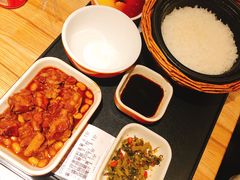 -谷田稻香·砂锅菜(川沙百联店)