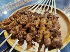 -乡村馕坑肉·烧烤·新疆菜·本地人更爱吃(阿勒泰首店)