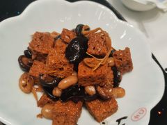 -香山湖家家宴(中山陵店)