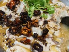 -何哥鲜鱼餐厅(龙湖花园店)