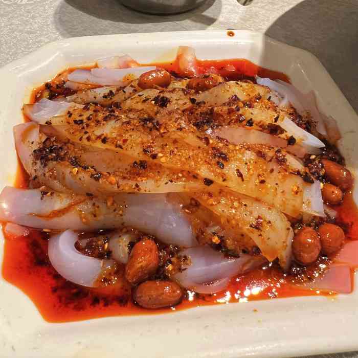 红城川菜·二十年老字号-"红城开左好多年啦～价格都仲算实惠～好多时