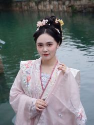 -初见汉服体验馆(拙政园店)