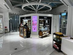 -日上免税店(三径路t3店)