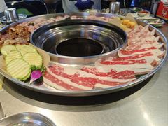 -哈哈碳都·牛肋条无限自助烤肉(台江万达店)
