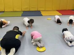 -玩胜青少儿体能(福田侨香中心)