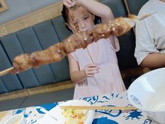 剥虾步骤-松哥油焖大虾(科技园店)